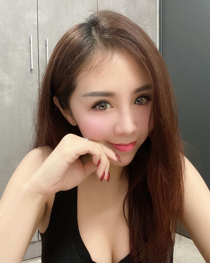 Serena芳芳（Nissan朱芳嬿）个人资料介绍-3CD