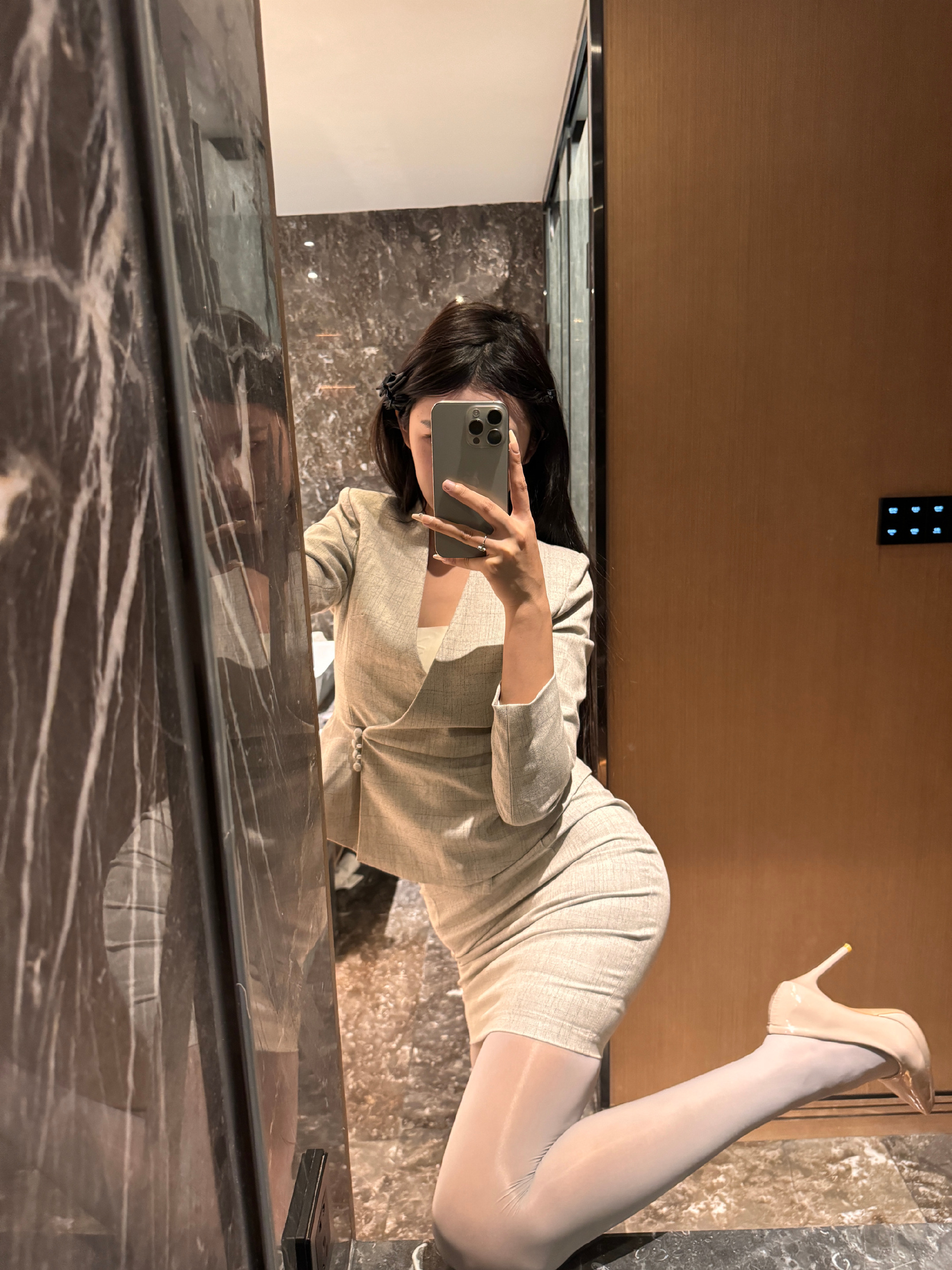 权VV个人资料介绍及图片分享