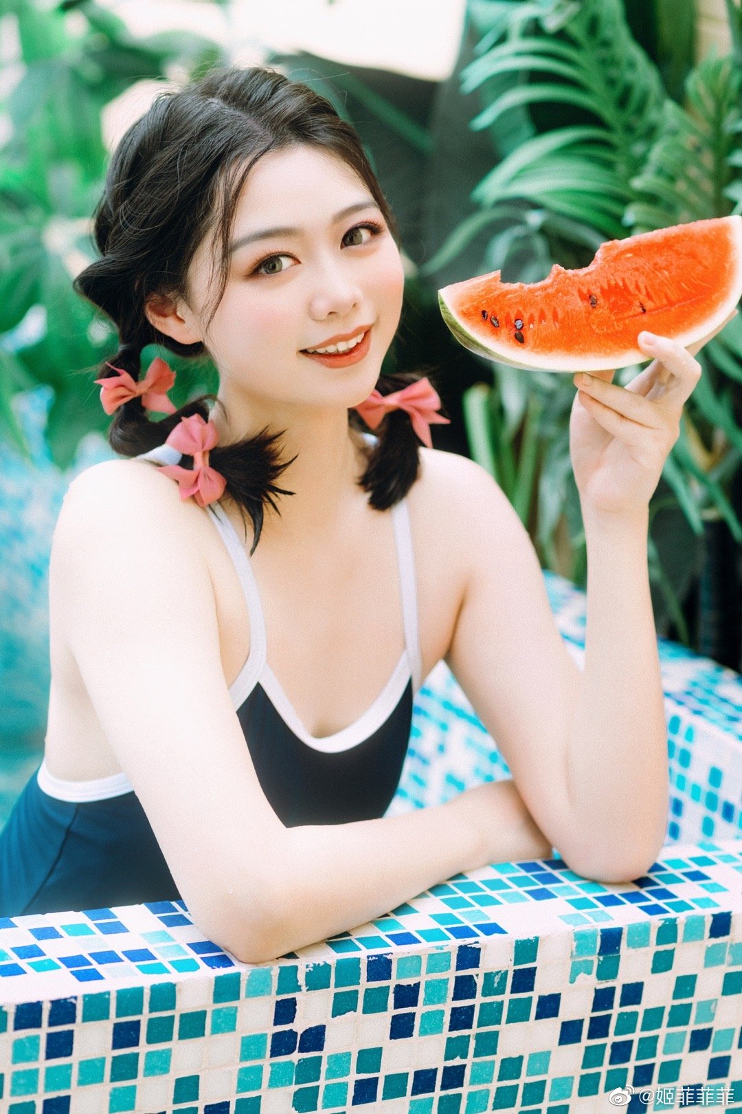 姬菲菲菲个人资料介绍及图片分享